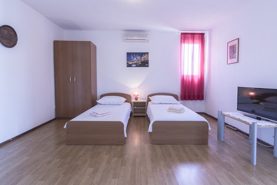 apartments mariani komiza, apartment no.1-room