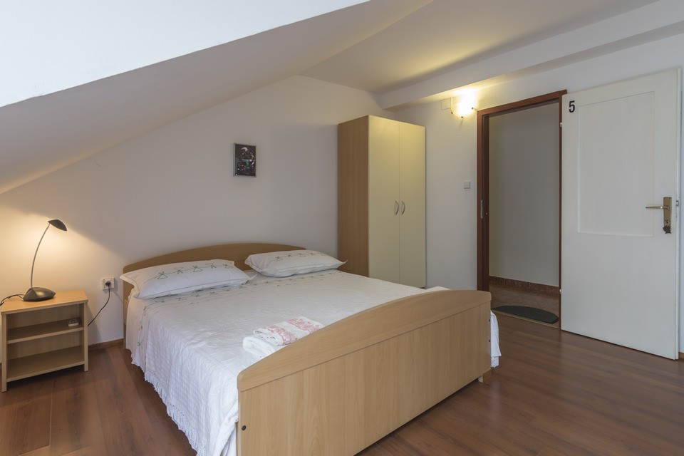 apartmani mariani komiza, apartman br.5-soba